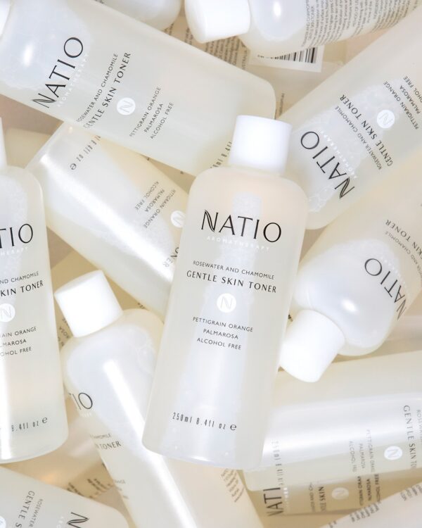 Natio 玫瑰甘菊爽膚水 250ml Rosewater And Chamomile Gentle Skin Toner 250ml