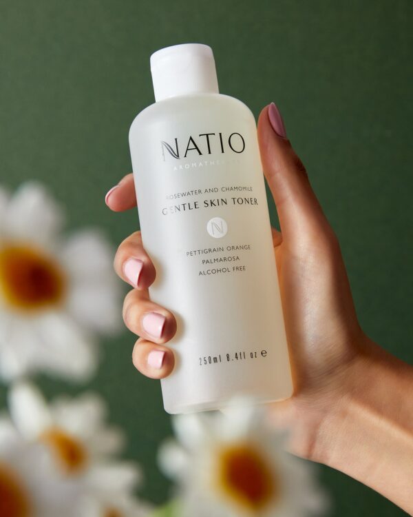 Natio 玫瑰甘菊爽膚水 250ml Rosewater And Chamomile Gentle Skin Toner 250ml：圖片 6