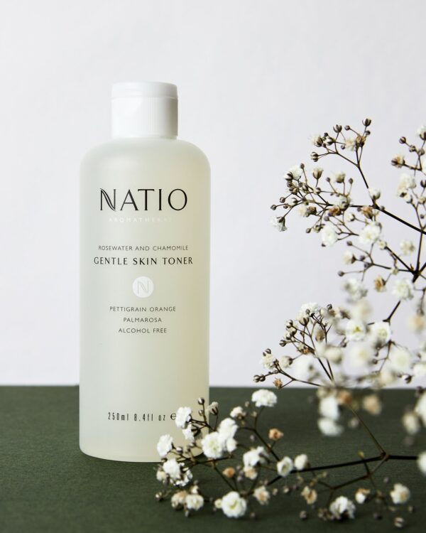 Natio 玫瑰甘菊爽膚水 250ml Rosewater And Chamomile Gentle Skin Toner 250ml：圖片 3